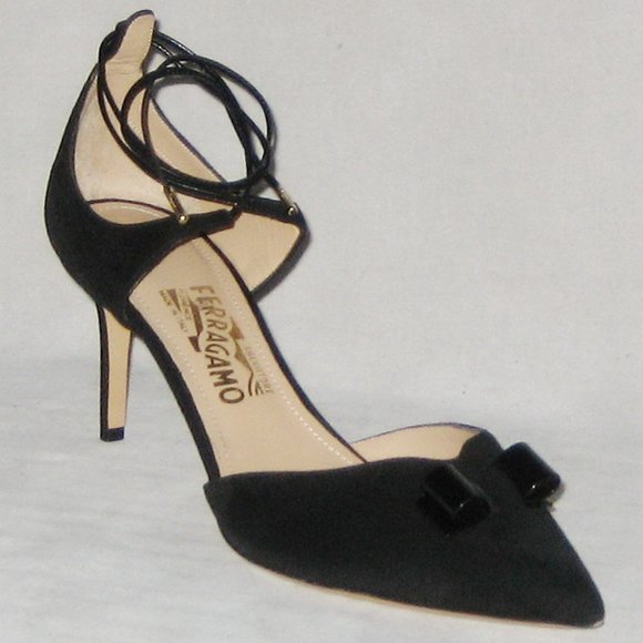 NIB Salvatore Ferragamo CAROLYN Suede PUMP Made In ITALY MSRP $895 - Picture 1 of 7